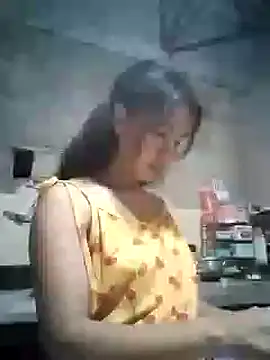 oceanlover23 online show from 09-23-25, 08:34