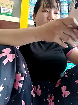 Snapshot of _Babyrose_ chatting on 09-11-25, 02:00 Babyrose online show from 09-11-25, 02:00
