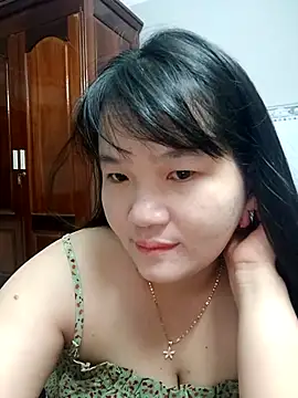 Snapshot of _Babyrose_ chatting on 09-15-25, 04:07 Babyrose online show from 09-15-25, 04:07