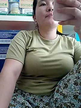 Snapshot of _Babyrose_ chatting on 09-24-25, 05:55 Babyrose online show from 09-24-25, 05:55