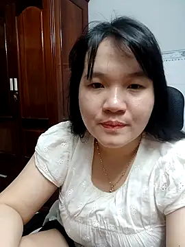 Snapshot of _Babyrose_ chatting on 09-28-25, 03:50 Babyrose online show from 09-28-25, 03:50