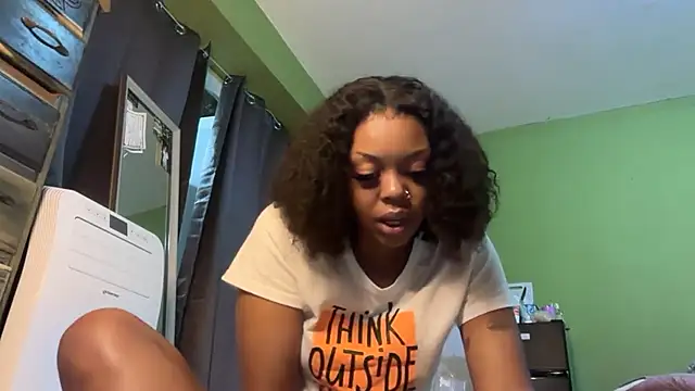 Liaprettygirl online show from 04-02-26, 03:15