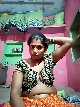 Snapshot of sanjna_sharmaa chatting on 09-09-25, 03:22 sanjna sharmaa online show from 09-09-25, 03:22