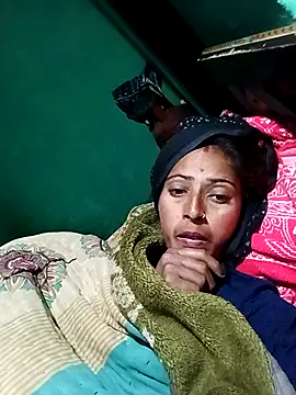 Snapshot of Arti13A chatting on 01-09-26, 01:19 Arti13A online show from 01-09-26, 01:19