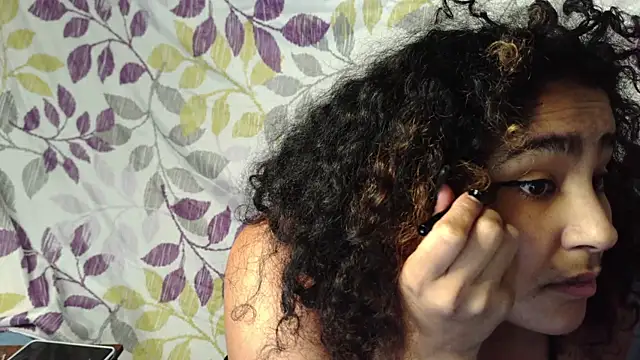 Mommybubbles2 online show from 12-04-25, 09:34