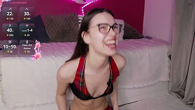 alexxisrae online show from 02-04-26, 04:18