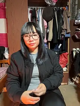 AAANINE22 online show from 10-28-25, 01:25