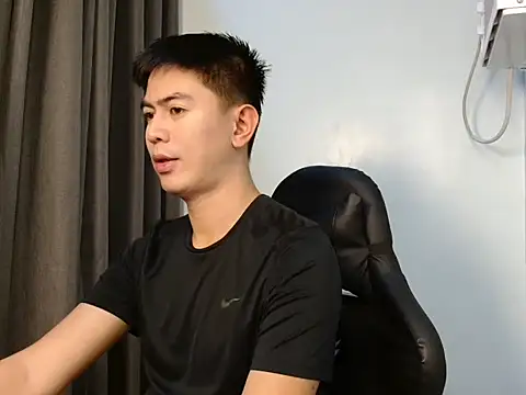 Snapshot of Homry_Asian8 chatting on 10-25-25, 12:13 Homry Asian8 online show from 10-25-25, 12:13