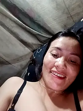 Snapshot of TinTim02 chatting on 09-22-25, 10:45 TinTim02 online show from 09-22-25, 10:45