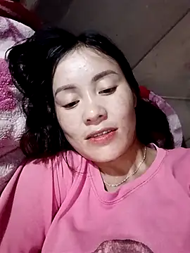 Snapshot of TinTim02 chatting on 10-12-25, 06:23 TinTim02 online show from 10-12-25, 06:23