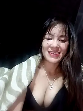 Snapshot of TinTim02 chatting on 11-26-25, 10:11 TinTim02 online show from 11-26-25, 10:11