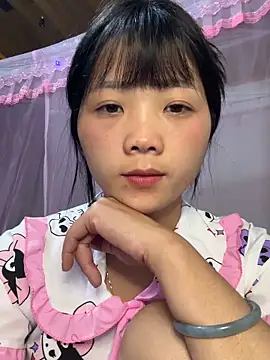 thaoyeuuu online show from 10-15-25, 12:27