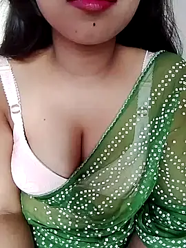 Snapshot of angel_tisha07 chatting on 10-01-25, 10:43 angel tisha07 online show from 10-01-25, 10:43