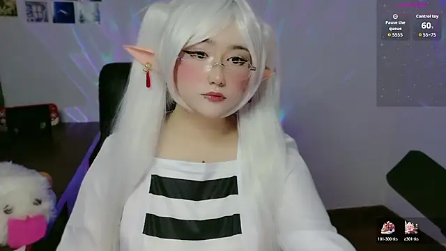 Livelle69 online show from 11-21-25, 03:05