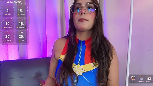 Abby Raschell online show from 10-28-25, 02:48