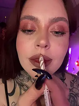 Mariiiiiway online show from 10-26-25, 07:42