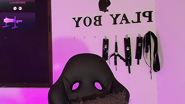 AlekRuizx online show from 10-01-25, 05:02