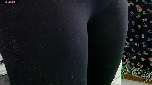 lilitth777 online show from 04-17-26, 08:12