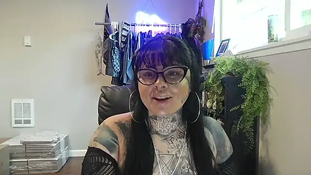 chicanachic13 online show from 05-24-26, 09:31