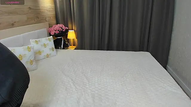 Snapshot of Babyy_Lynaa chatting on 10-10-25, 05:06 Babyy Lynaa online show from 10-10-25, 05:06