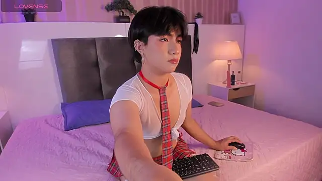 Creamy Angelo online show from 09-10-25, 04:45