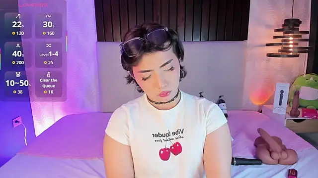 Creamy Angelo online show from 02-17-26, 12:56