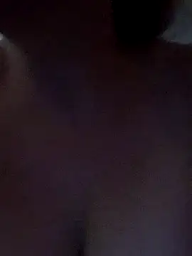 Snapshot of XEmoxkittyx chatting on 02-07-26, 05:11 XEmoxkittyx online show from 02-07-26, 05:11