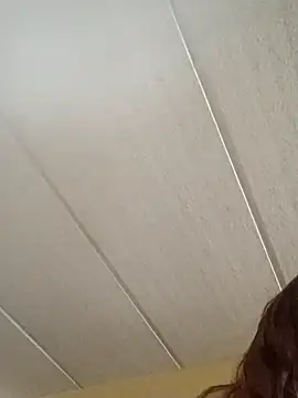 XEmoxkittyx online show from 05-28-26, 04:04