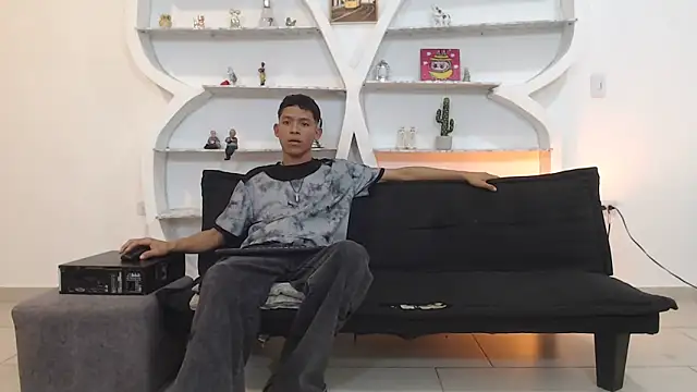 BEAUTY BOYS1 online show from 11-22-25, 07:07