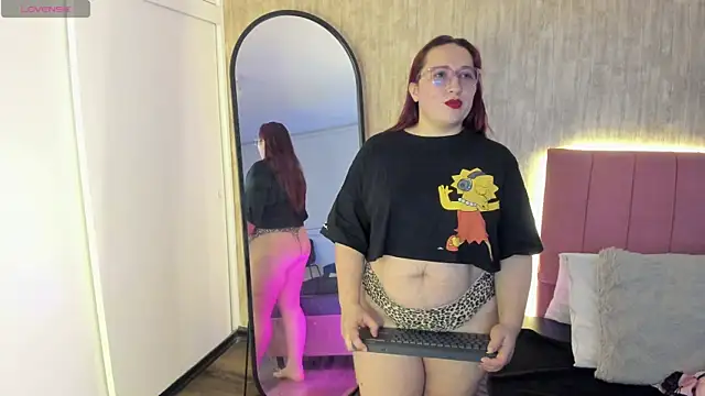 fieryluciana online show from 09-21-25, 03:41