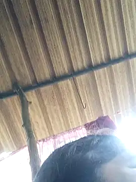 Snapshot of Rakhi_j chatting on 02-02-26, 04:00 Rakhi j online show from 02-02-26, 04:00