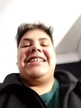 Snapshot of Hailey_Curvy chatting on 12-23-25, 11:08 Hailey Curvy online show from 12-23-25, 11:08