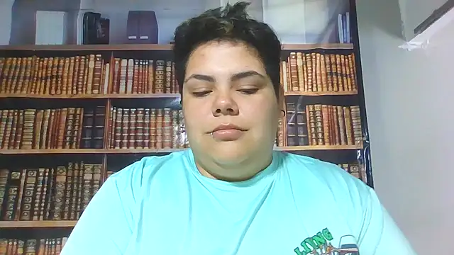 Snapshot of Hailey_Curvy chatting on 01-10-26, 10:25 Hailey Curvy online show from 01-10-26, 10:25