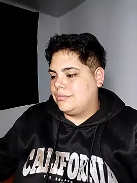 Snapshot of Hailey_Curvy chatting on 02-13-26, 05:14 Hailey Curvy online show from 02-13-26, 05:14