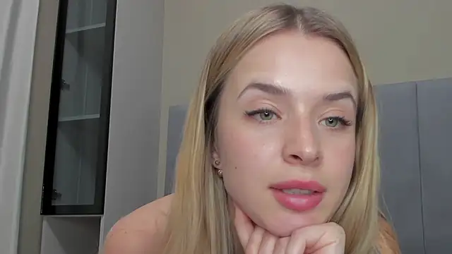 Touch me online show from 02-16-25, 07:49