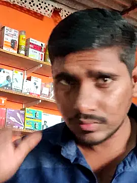 Snapshot of Markroco696 chatting on 11-14-25, 04:00 Markroco696 online show from 11-14-25, 04:00