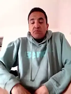 Snapshot of DanBfl chatting on 06-18-26, 04:55 DanBfl online show from 06-18-26, 04:55