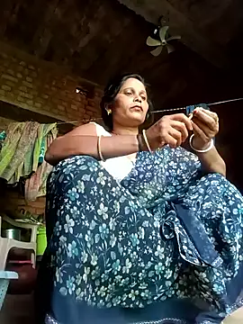 cute diya 12 online show from 05-25-26, 02:39