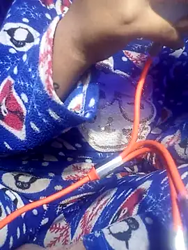 Snapshot of Night_Angel06 chatting on 12-18-25, 12:33 Night Angel06 online show from 12-18-25, 12:33