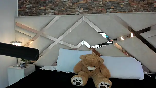 Valery Brand online show from 09-19-25, 11:55