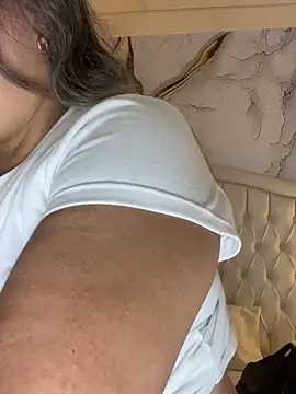 Lucy Milf 474 online show from 04-13-26, 06:46