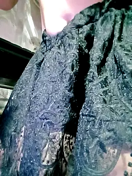 Surrilove online show from 03-28-26, 02:49