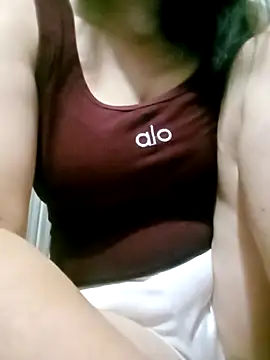 Surrilove online show from 04-10-26, 01:16