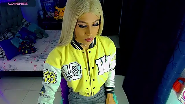 Anne Zulb online show from 11-14-25, 03:38