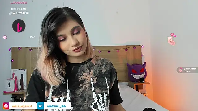 Snapshot of Akatsumi_ chatting on 10-18-25, 10:21 Akatsumi  online show from 10-18-25, 10:21