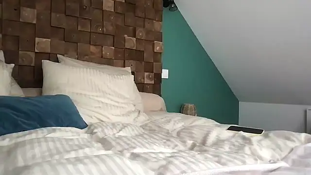 AmyStone   online show from 02-20-26, 10:27