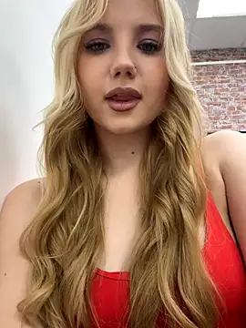 Sky Cutie online show from 09-22-25, 04:47