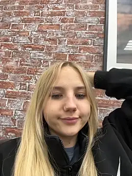 Sky Cutie online show from 09-29-25, 04:50