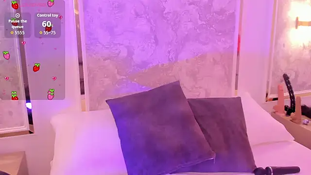 doll eyees  online show from 11-11-25, 02:11