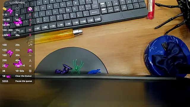 Snapshot of venus_cortez chatting on 10-21-25, 05:46 venus cortez online show from 10-21-25, 05:46